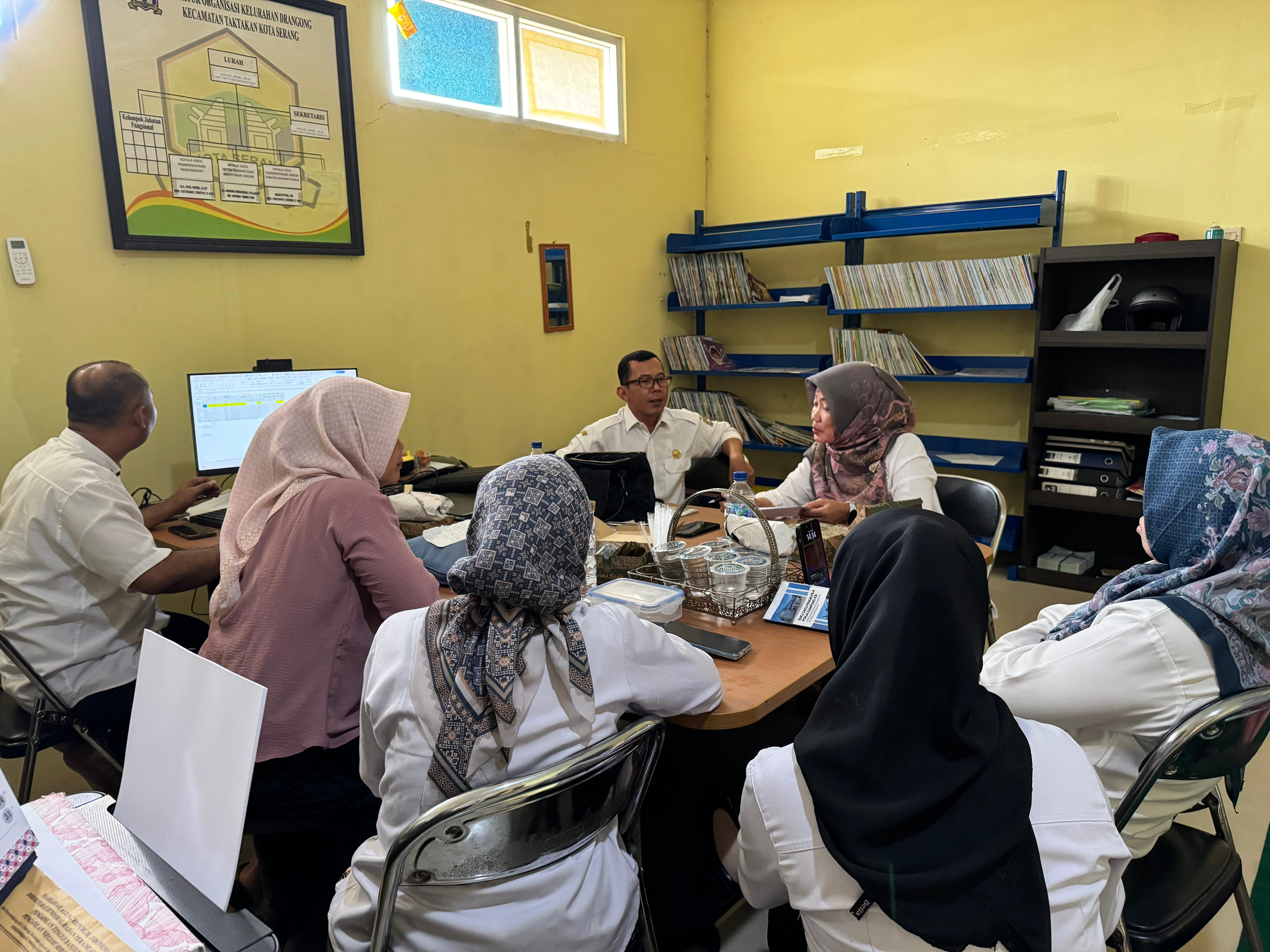 Pembinaan Pokja yang dilakukan oleh Kabid KB