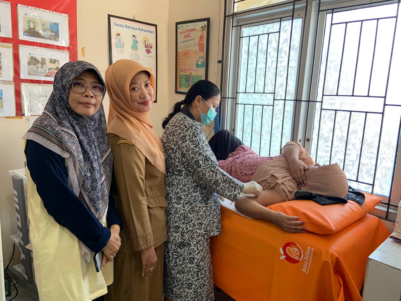 Pelayanan KB dalam Rangka HUT IBI Kota Serang