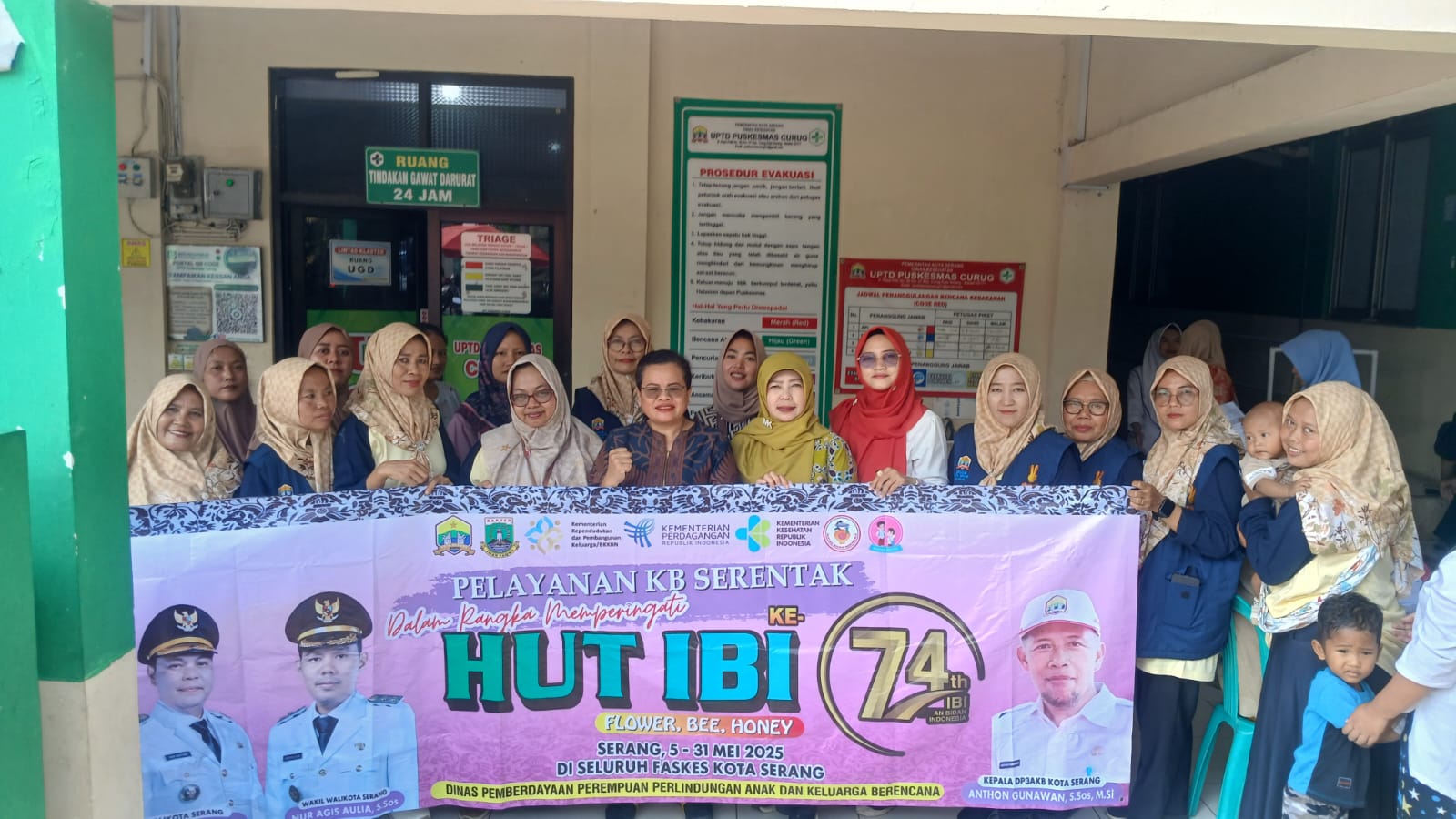 DP3AKB Kota Serang Gelar Pelayanan KB dalam Rangka HUT IBI ke-74 di Kecamatan Curug