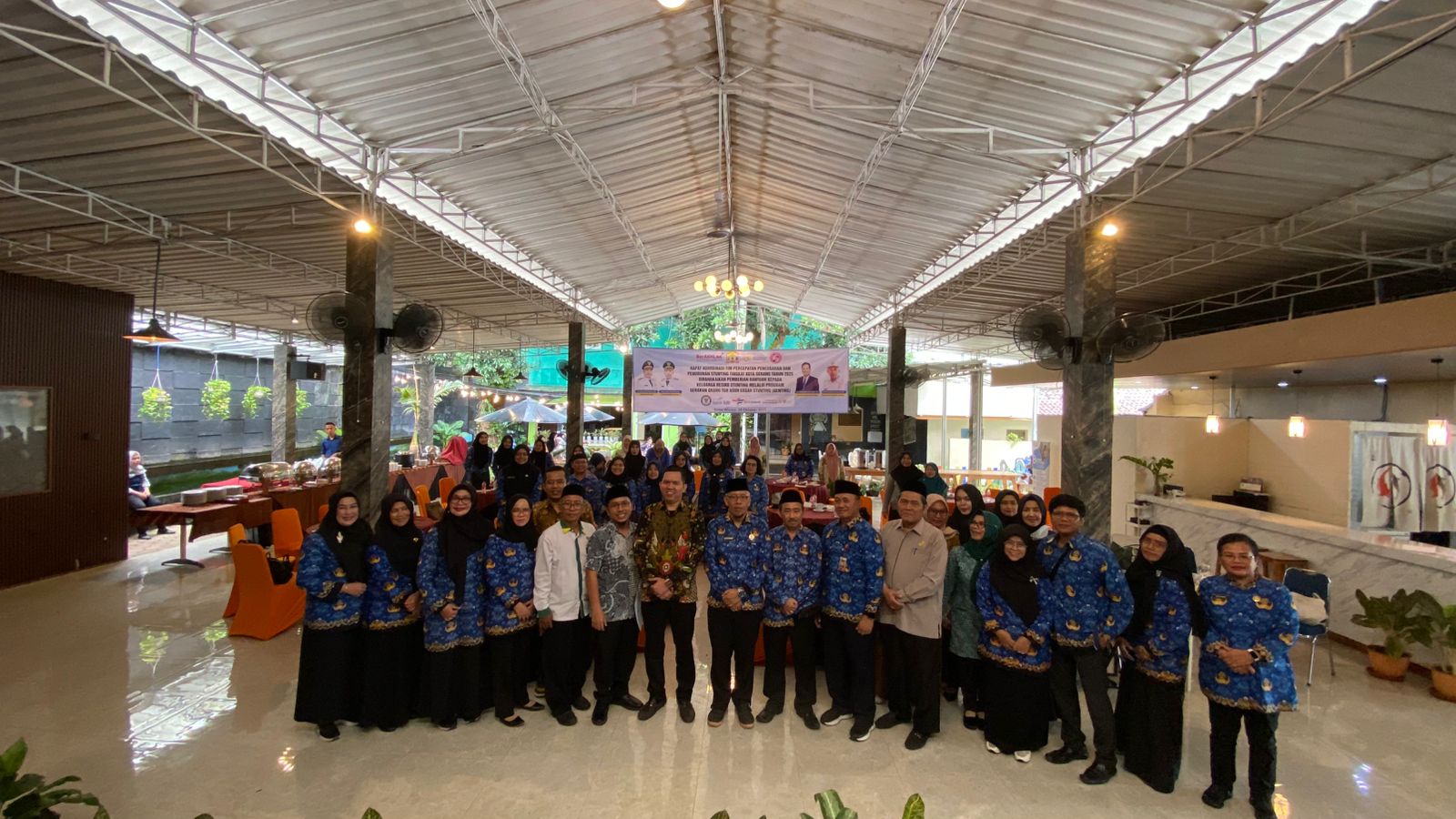 Rapat Koordinasi Penurunan Stunting dan Pemberian Bantuan GENTING Kota Serang Tahun 2025 Turut Dihadiri Wali Kota Serang