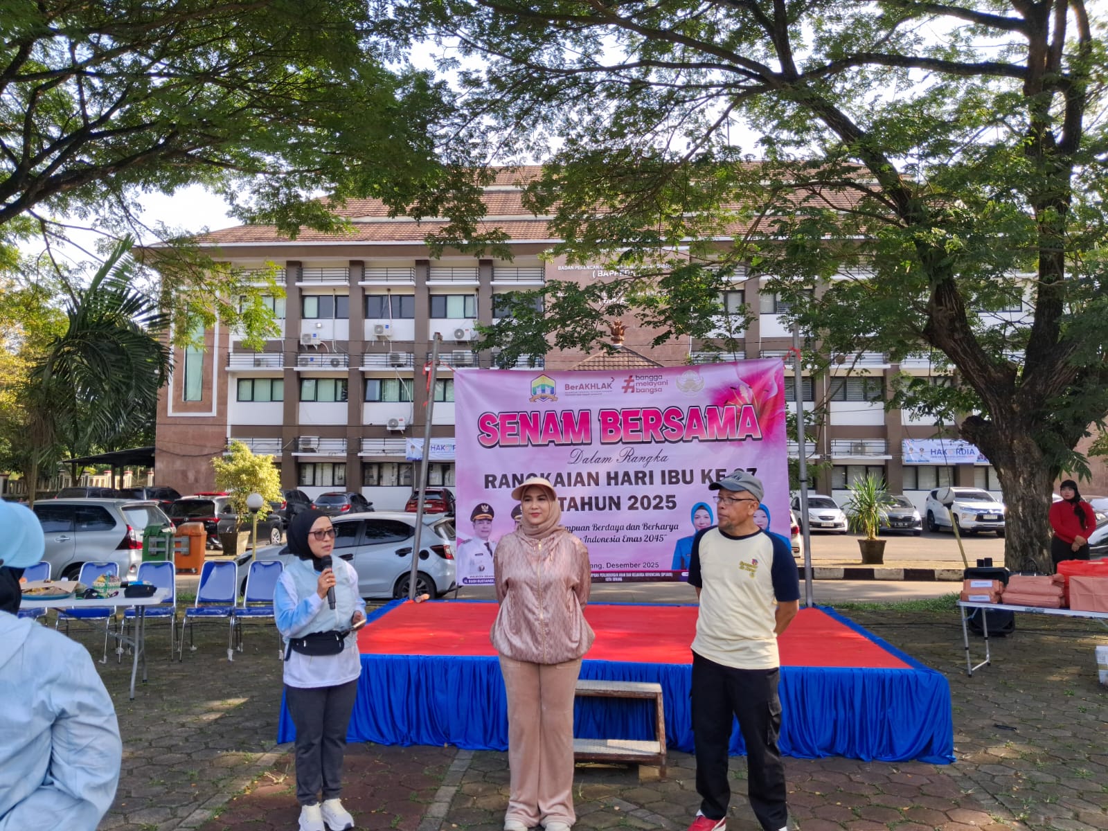 Peringati Hari Ibu ke-97, KORPRI Kota Serang Bersama DP3AKB Gelar Senam Sehat