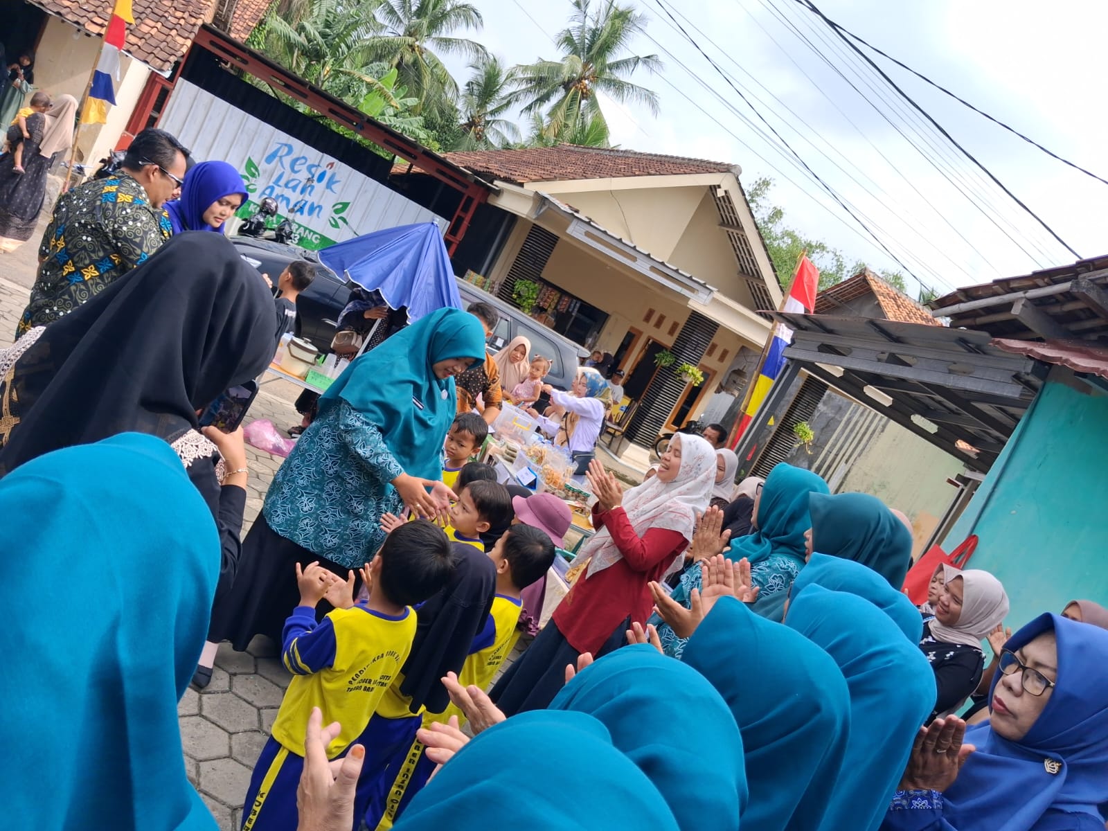 Program P2WKSS 2025 Dorong Pemberdayaan Perempuan di Kampung Lebak Jero